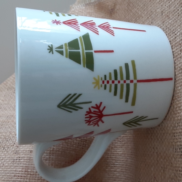 Crate Barrel Holiday Red Green Stylized Trees White Mug 12 oz Julia Rothman - Picture 3 of 9